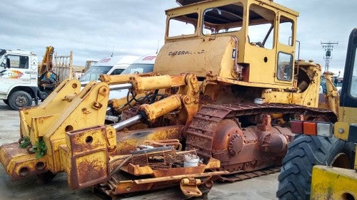 CAT D8K  (POR PIEZAS)