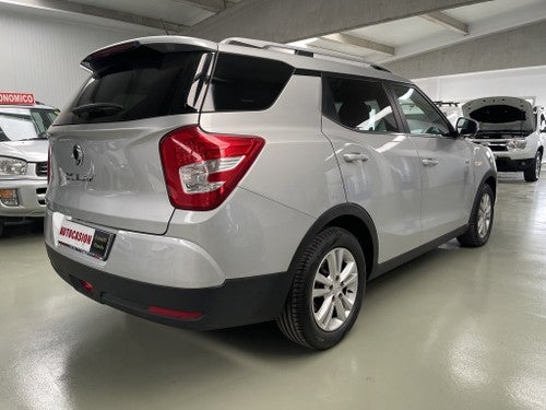 SSANGYONG XLV D16 Limited 4x2