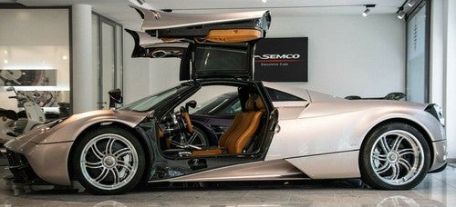 PAGANI Huayra Coupé