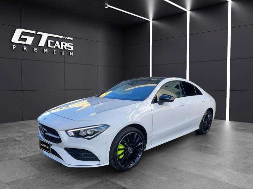 MERCEDES-BENZ Clase CLA Berlina  Automático de 5 Puertas