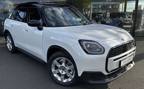 MINI Countryman SE Essential ALL4