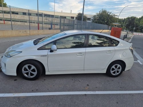 TOYOTA Prius 1.8 HSD Advance