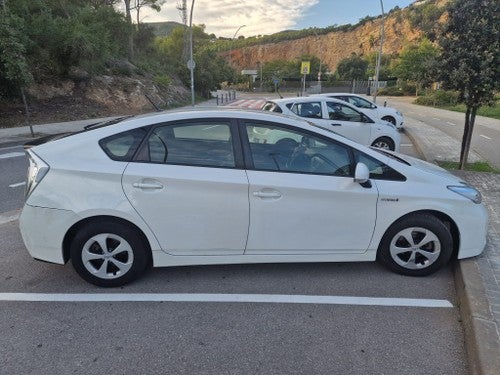 TOYOTA Prius 1.8 HSD Advance