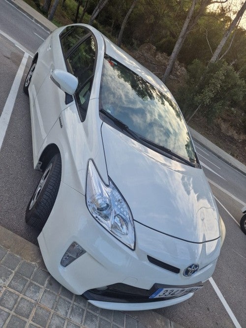 TOYOTA Prius 1.8 HSD Advance