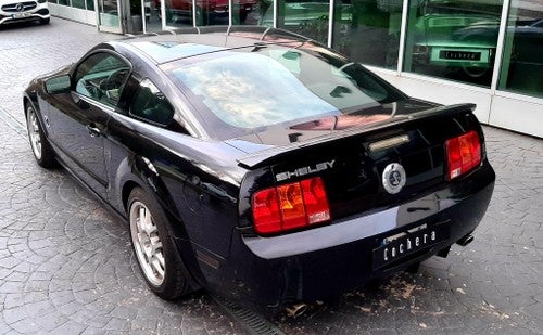 FORD Mustang GT V8