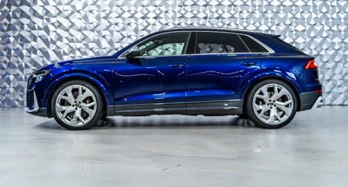 AUDI Q8 RS TFSI quattro tiptronic