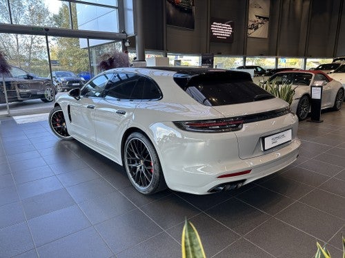 PORSCHE Panamera GTS Sport Turismo