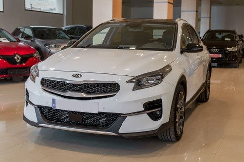 KIA XCeed 1.6 MHEV iMT Emotion DCT 136