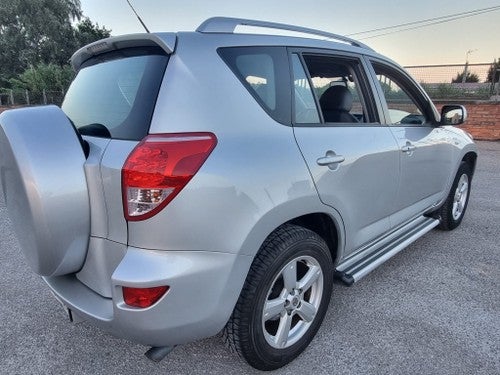 TOYOTA RAV-4 2.2D-4D Executive