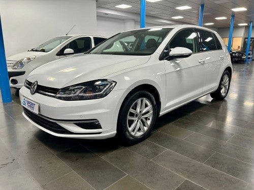 VOLKSWAGEN Golf 1.6TDI Advance 85kW