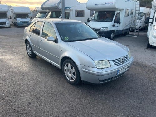 VOLKSWAGEN Bora 2.3 V5 Highline 170