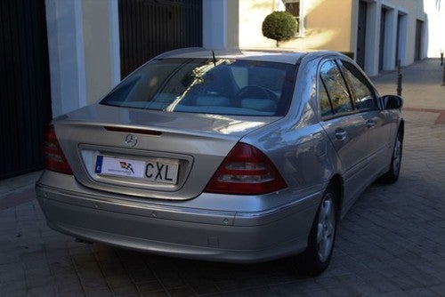 MERCEDES-BENZ Clase C 220 CDI Avantgarde Aut.