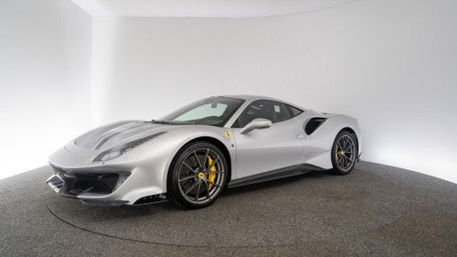 FERRARI 488 Pista