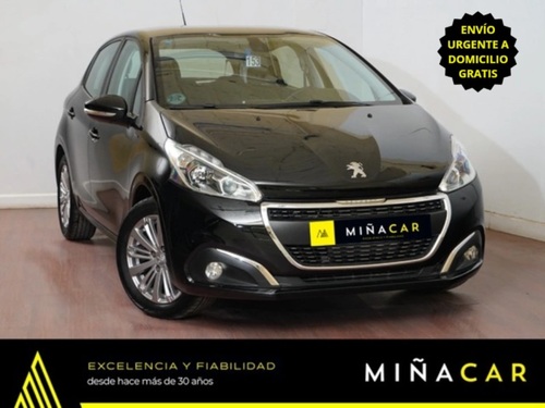 PEUGEOT 208 1.2 PureTech S&S Signature 82