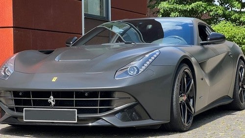 FERRARI F12berlinetta 