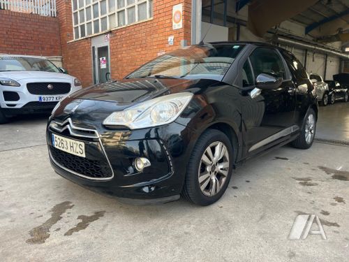 Citroën DS3 Cabrio 1.2 Vti PureTech Design 2014, foto 1