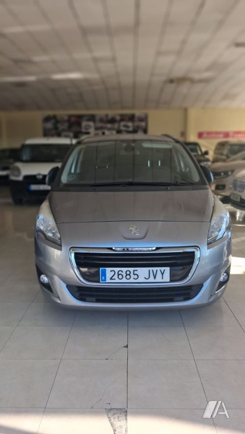 Peugeot 5008 1.6 Blue HDI Style 7 pl. 2016