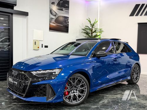 Audi A3 Sportback RS3 TFSI quattro S tron (2021) 2026, foto 1