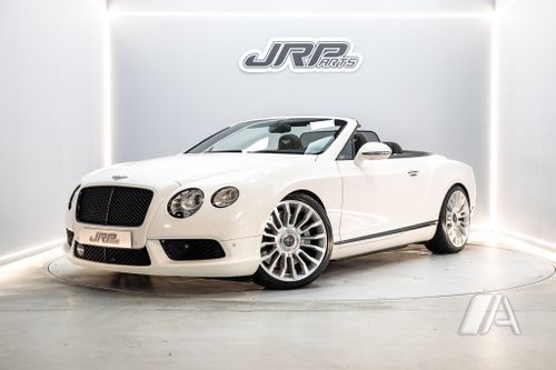 Bentley Continental 2016, foto 1