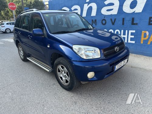 Toyota RAV4 1.8 Luna (2003) 2005, foto 1