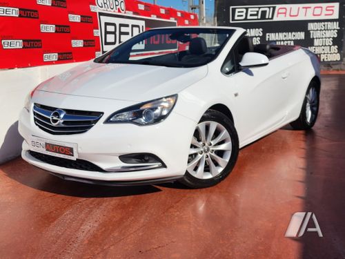 Opel Cabrio 1.4T S&S Excellence 2017, foto 1