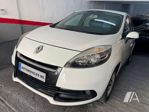 Renault Scénic 1.6 Emotion 2012, foto 1