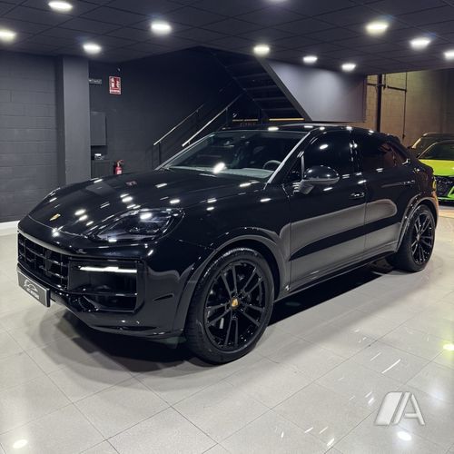Porsche Cayenne 2025, foto 1