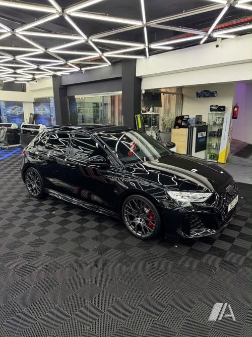 Audi A3 Sportback RS3 TFSI quattro S tron (2021) 2025, foto 1