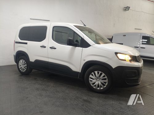 Peugeot Rifter 1.5 BlueHDi Active Standard 2021