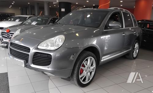 Porsche Cayenne 4.5 Turbo 2003, foto 1