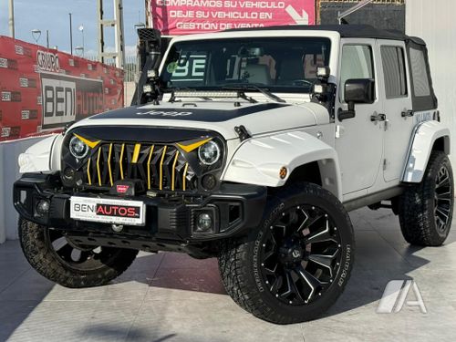 Jeep Wrangler Unlimited 2.8 CRD Sport 2013, foto 1