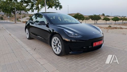 Tesla Model 3 2022