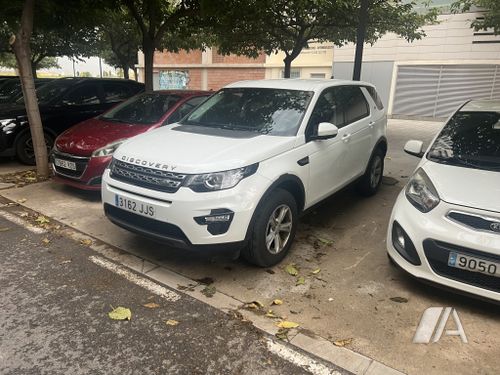 Land Rover Discovery Sport 2.0 TD4 HSE 2015, foto 1
