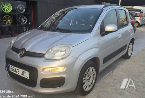 Fiat Panda 1.2 Lounge 2015, foto 1