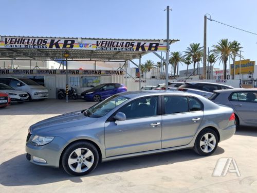 Škoda Superb 2.0 TDI CR Active 2013