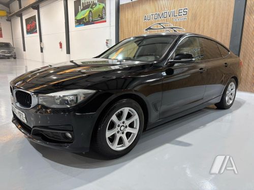 BMW Serie 3 318 d Gran Turismo 2015, foto 1