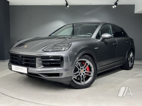 Porsche Cayenne Turbo (2014) 2025