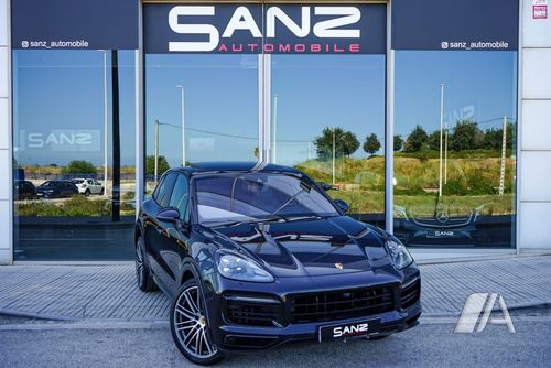 Porsche Cayenne E-Hybrid (2021) 2020