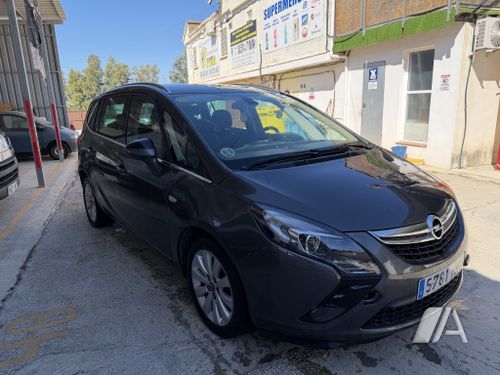 Opel Zafira TOURER 2.0 CDTi Selective 2012, foto 1