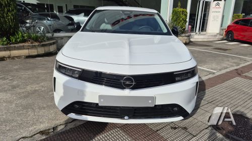 Opel Astra 2023