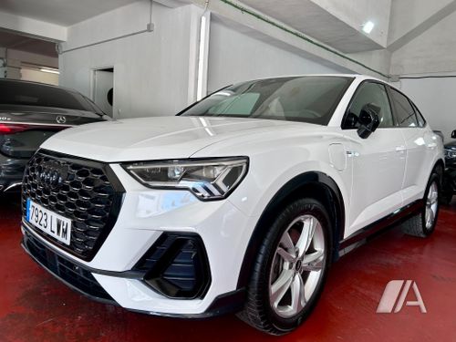 Audi Q3 2022, foto 1