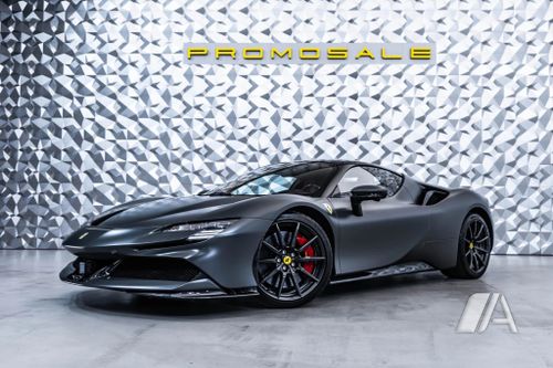 Ferrari SF90 Stradale Coupé 2023
