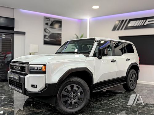 Toyota Land Cruiser 250 2.8D VX (2024) 2025, foto 1