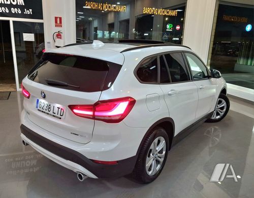 BMW X1 sDrive18dA Corporate 2021, foto 1