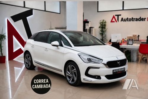 DS DS5 2.0 BlueHDI S&S Design EAT6 2016, foto 1