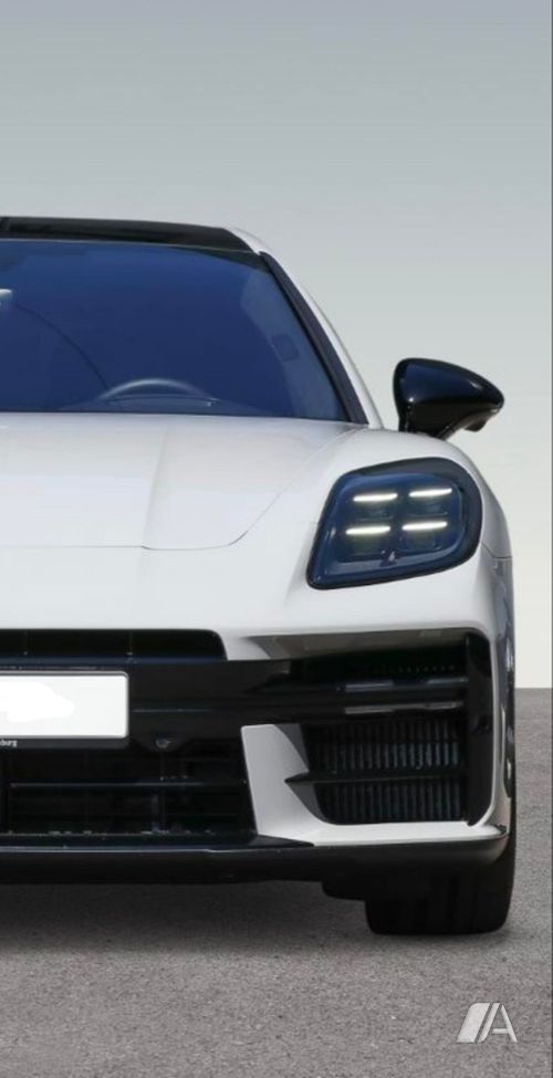 Porsche Panamera 2025