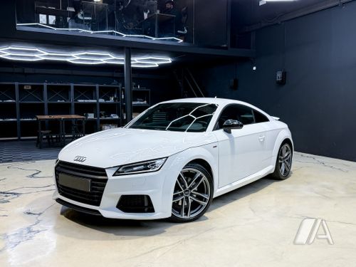 Audi TT COUPÉ 1.8 TFSI Black line edition 2017