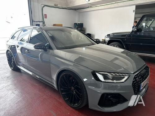 Audi A4 AVANT 3.0 RS4 TFSI quattro tiptronic 2022