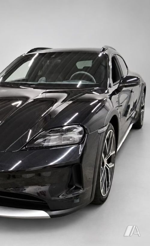Porsche Taycan 2025