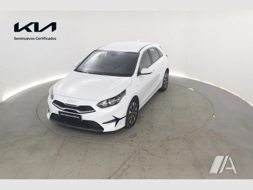 Kia cee'd f/l 5p 1.0 T-GDi Drive 2025